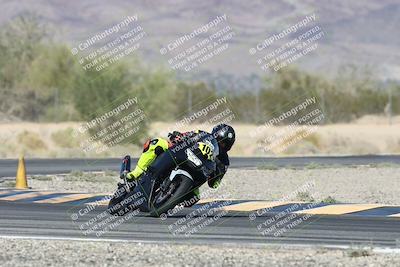 media/Oct-30-2025-Racers Edge (Thu) [[dabbdaf680]]/3-B Group/Session 5 (Turn 6)/